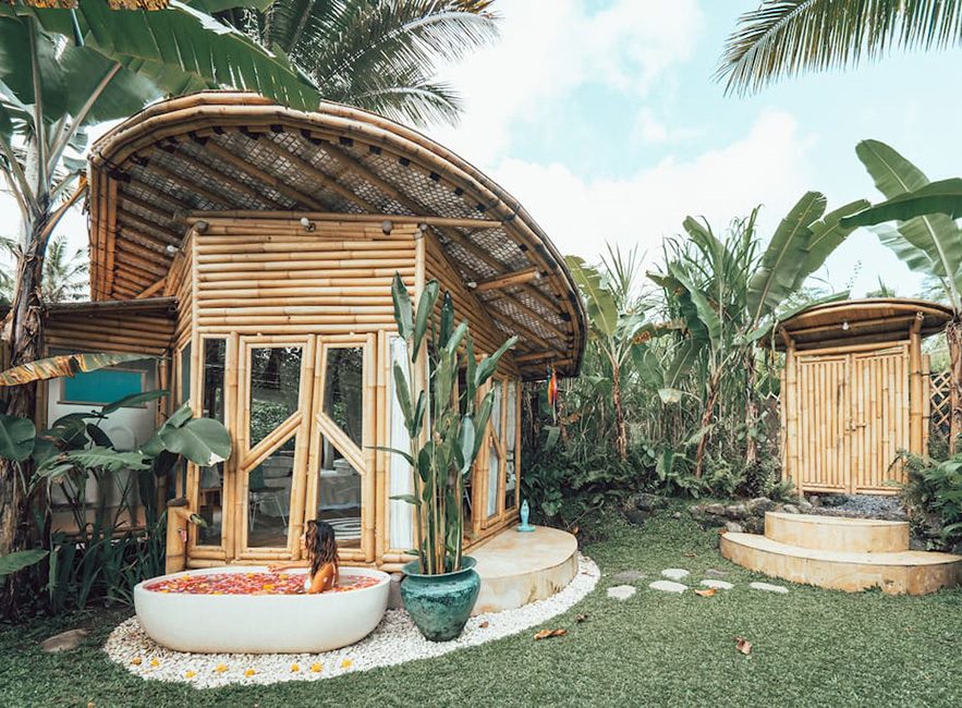 您可否想过与您另一半在深林里打造一个特色竹屋度假呢？ 竹建筑 竹结构
