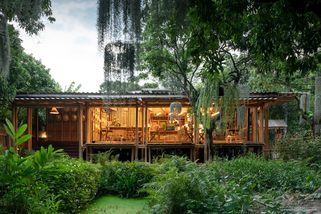 泰国 荔枝园内天然竹结构咖啡厅 竹建筑 竹屋