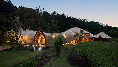 印尼.乌鲁瓦图丽思卡尔顿酒店曼达帕儿童营地 竹建筑 竹结构