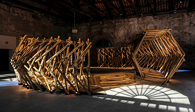 分享2023年威尼斯双年展 菲律宾馆用模块化竹结构搭建了一个用于收集和调查的舞台 竹装置